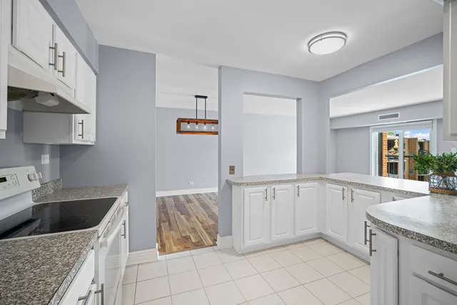 $260,000 | 1615 East Central Road, Unit 417C, Arlington Heights, IL 60005