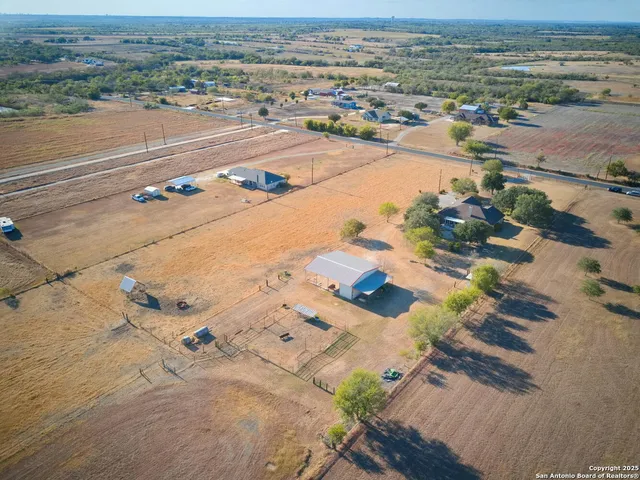 $998,449 | 15260 Miller Road, St. Hedwig, TX 78152