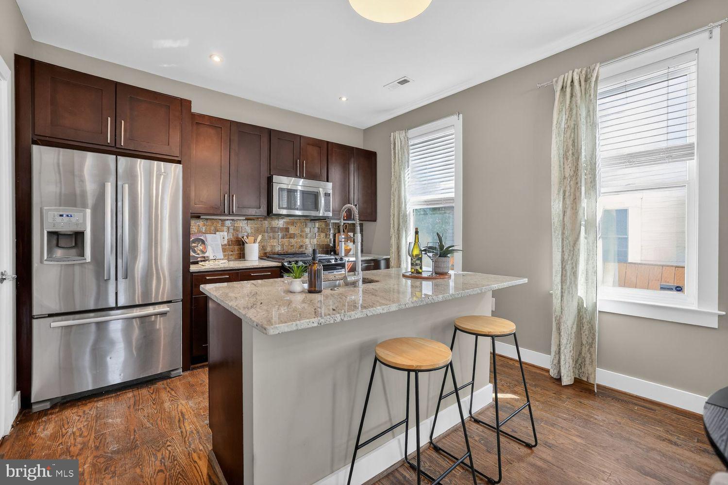 513 Jefferson Street Northwest, Unit 1 Washington, DC 20011 - Photo 6 of 31