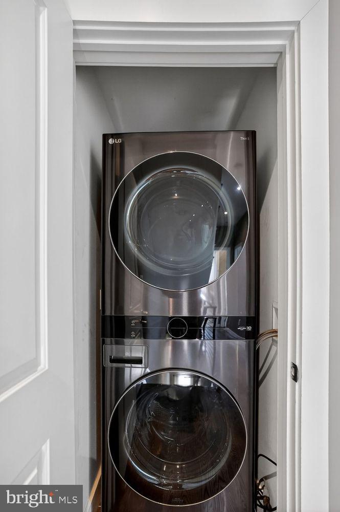 513 Jefferson Street Northwest, Unit 1 Washington, DC 20011 - Photo 8 of 31