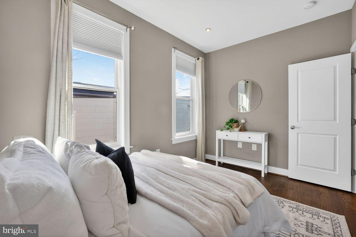 513 Jefferson Street Northwest, Unit 1 Washington, DC 20011 - Photo 10 of 31