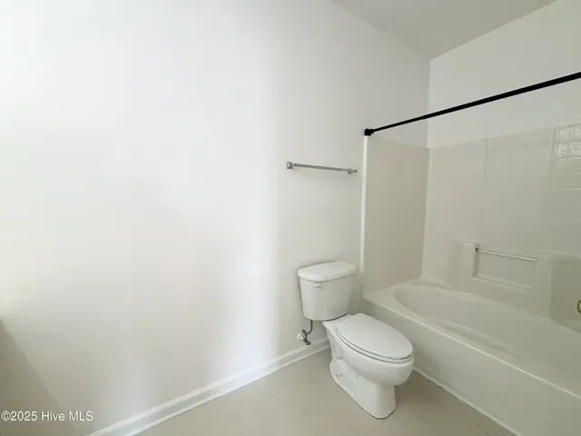 $1,599 | 7509 Moorhen Lane Southwest, Unit 52D, Sunset Beach, NC 28468