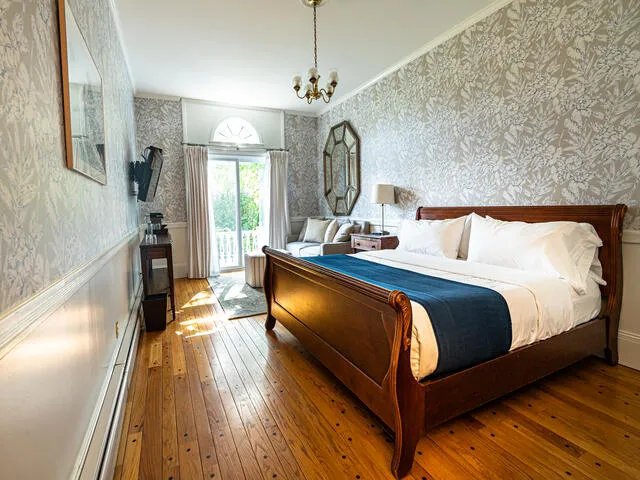 $2,595,000 | 121 East Main Street, Searsport, ME 04974