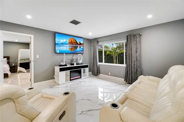 $790,000 | 2631 Northwest 84th Avenue, Coral Springs, FL 33065