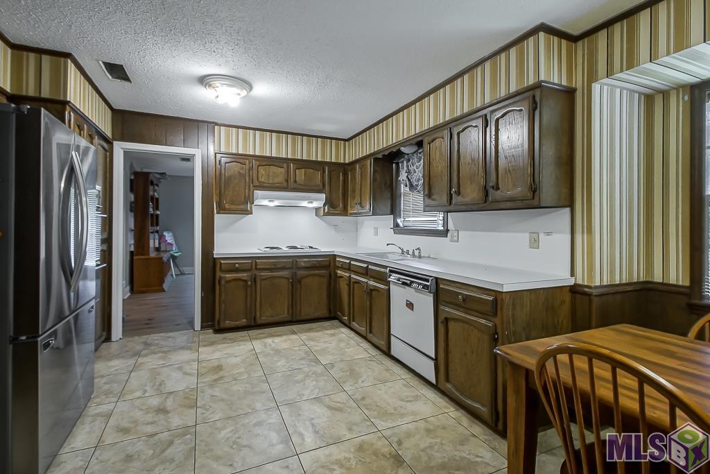 4637 Tartan Drive Baton Rouge, LA 70816 - Photo 5 of 20