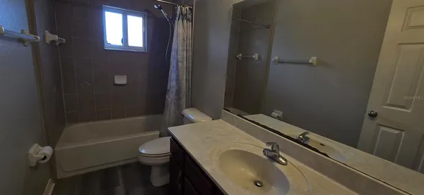 $1,100 | 2911 Southeast 52nd Avenue, Unit 3, Ocala, FL 34480