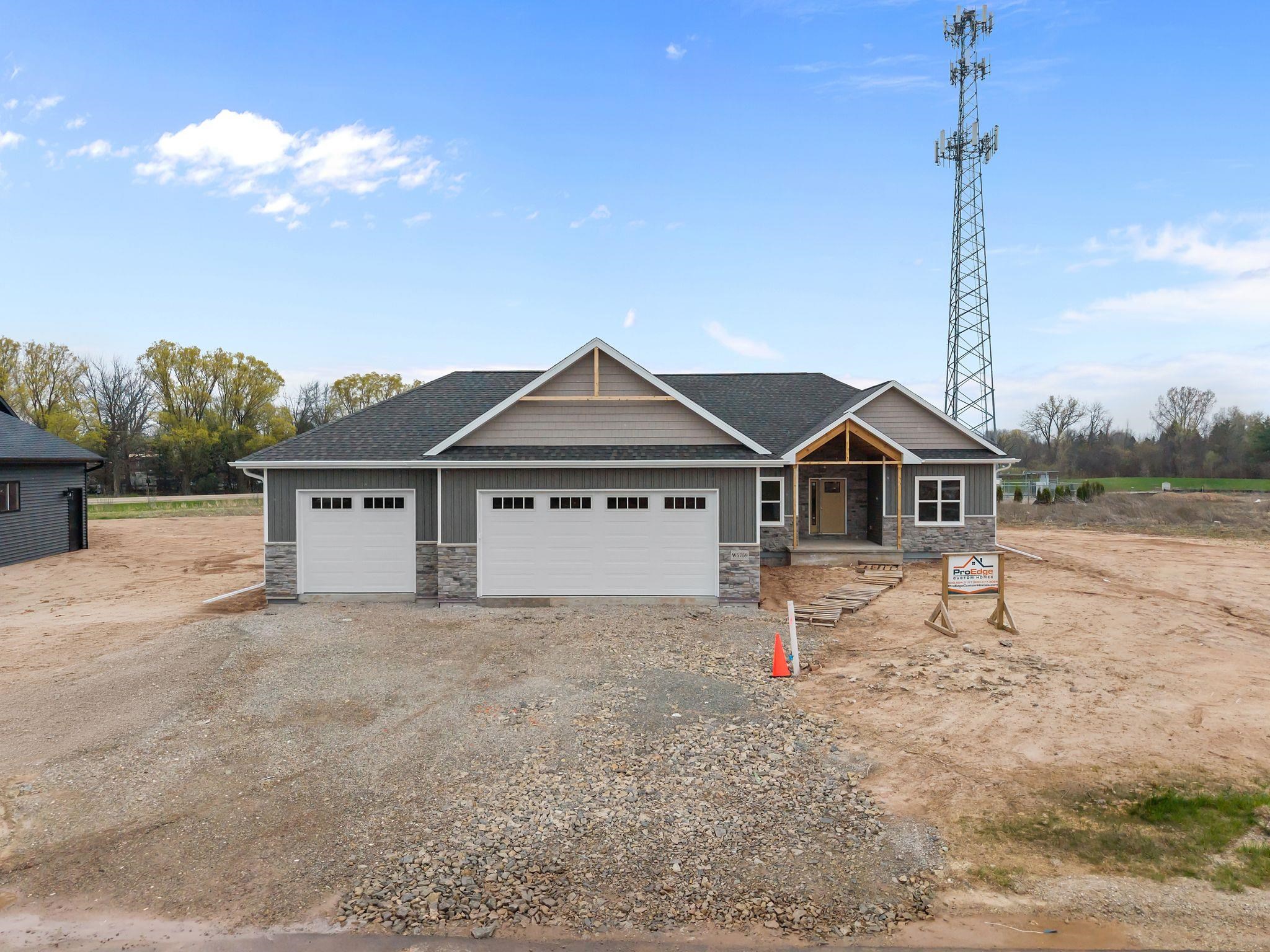 W5759 Roundstone Place Menasha, WI 54952 - Photo 29 of 30