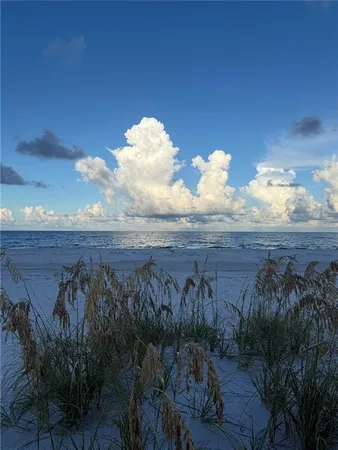 $950,000 | 9502 Alborado Road, Boca Grande, FL 33921