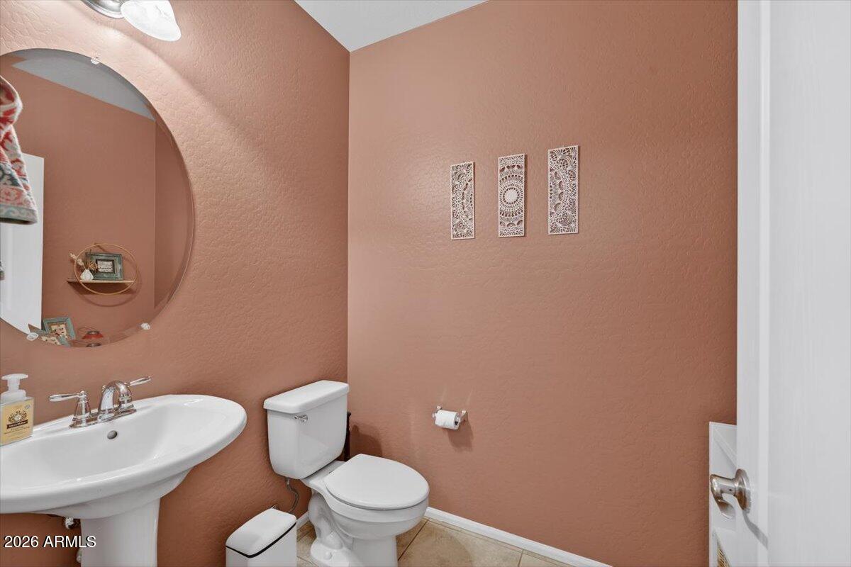 23913 North 23rd Way Phoenix, AZ 85024 - Photo 33 of 55 Main Floor Guest Bathroom