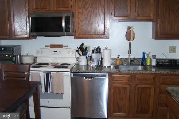 $5,000 | 1167 North Vernon Street, Arlington, VA 22201