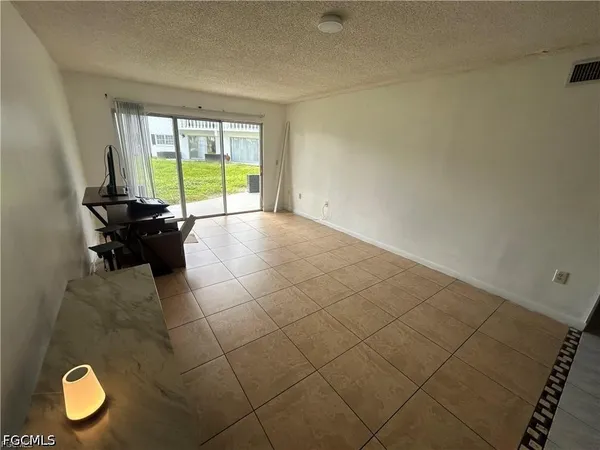 $100,000 | 3704 Broadway, Unit 107, Fort Myers, FL 33901