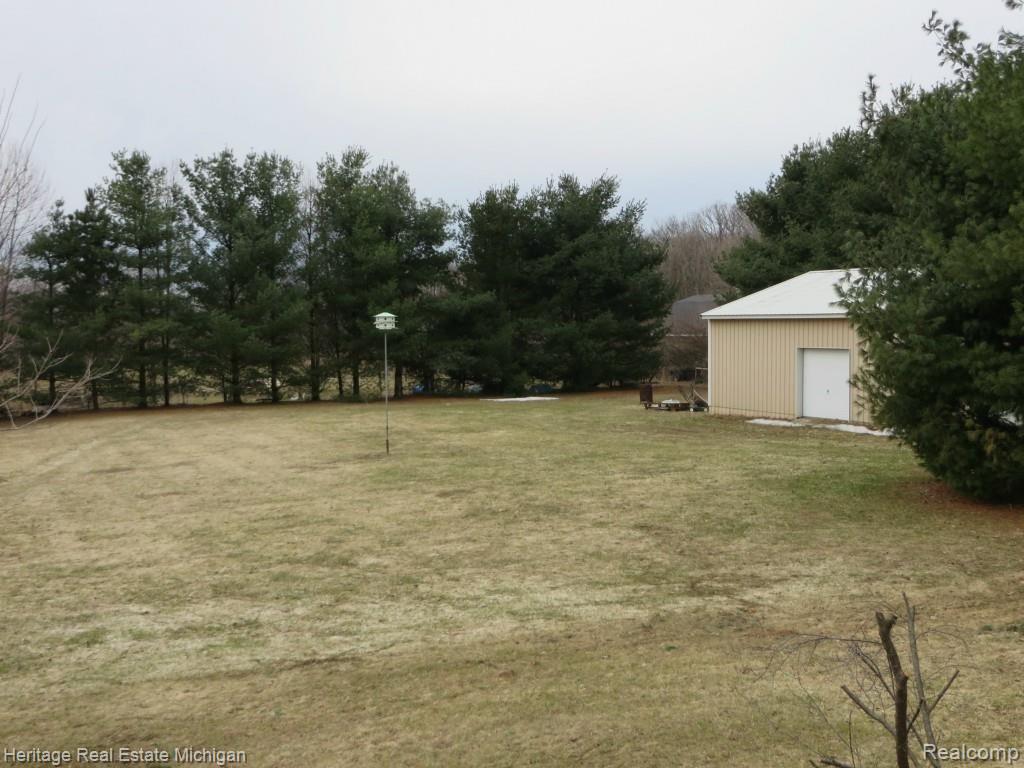 6533 Crofoot Road Fowlerville, MI 48836 - Photo 44 of 46 IMG_0875.jpg