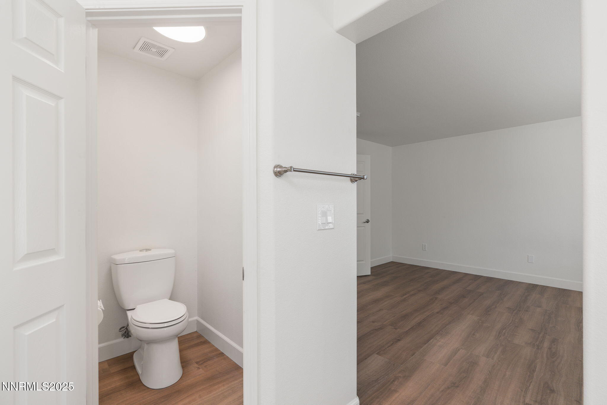 2905 Scepter Court Reno, NV 89503 - Photo 21 of 30 a bathroom with a toilet