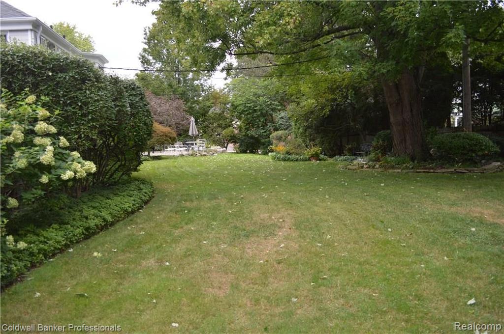 21 Beacon Hill Road Grosse Pointe Farms, MI 48236 - Photo 90 of 93