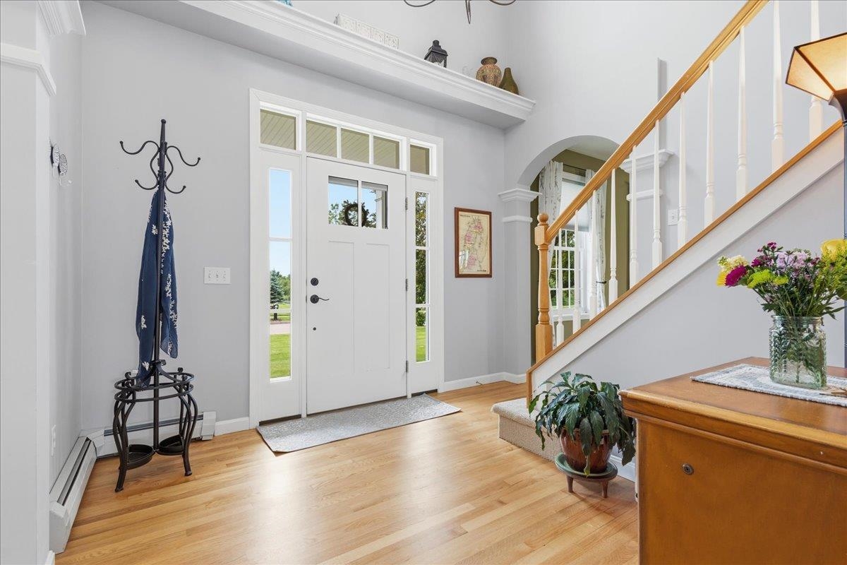 253 Barrett Lane Williston, VT 05495 - Photo 7 of 46
