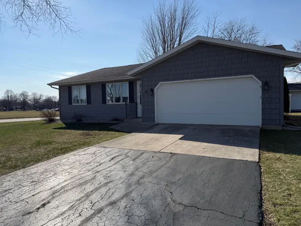 $279,900 | 15 Heritage Lane, Unit 10, Fond du Lac, WI 54935