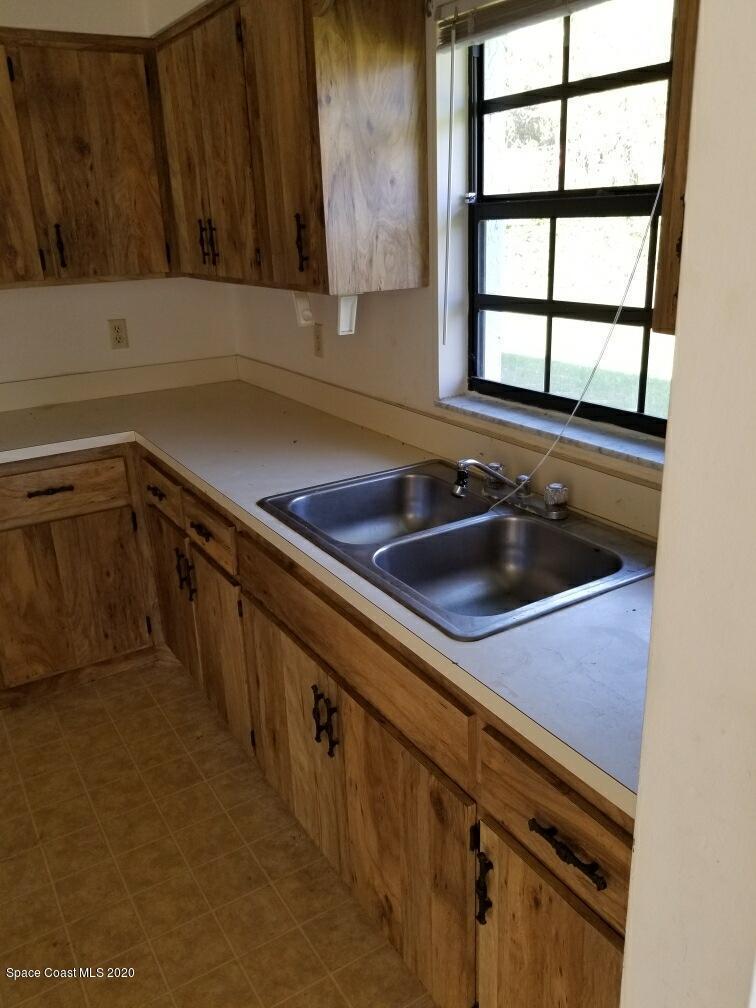 1125 Cherokee Road Southeast Palm Bay, FL 32909 - Photo 9 of 15 200425_024938_232