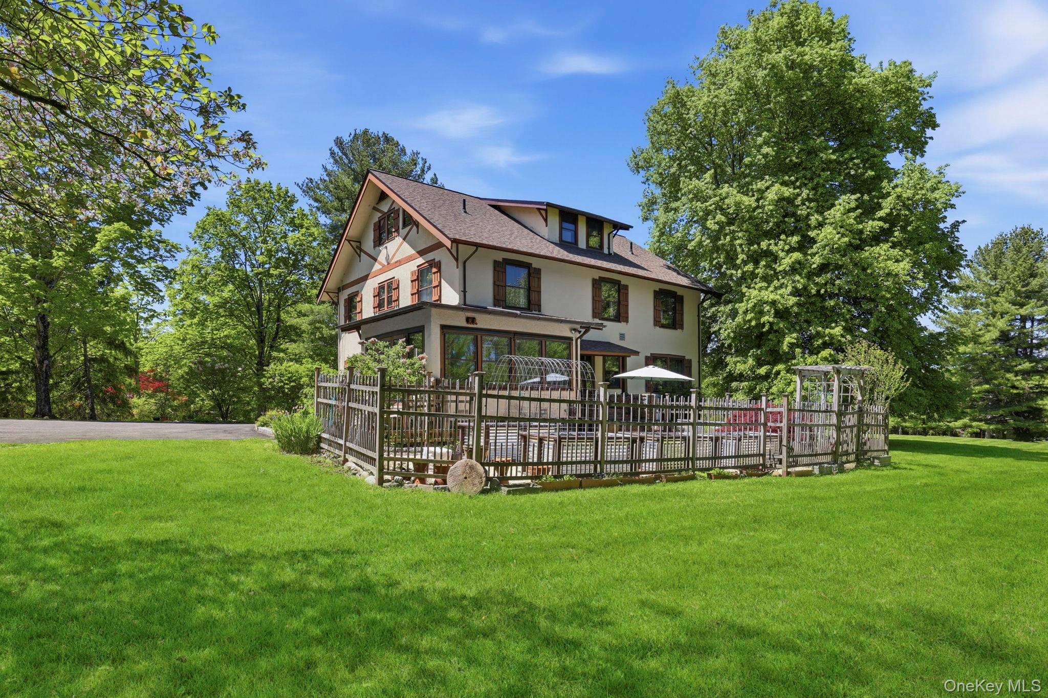 8 Elmer Galloway Road Katonah, NY 10536 - Photo 45 of 49