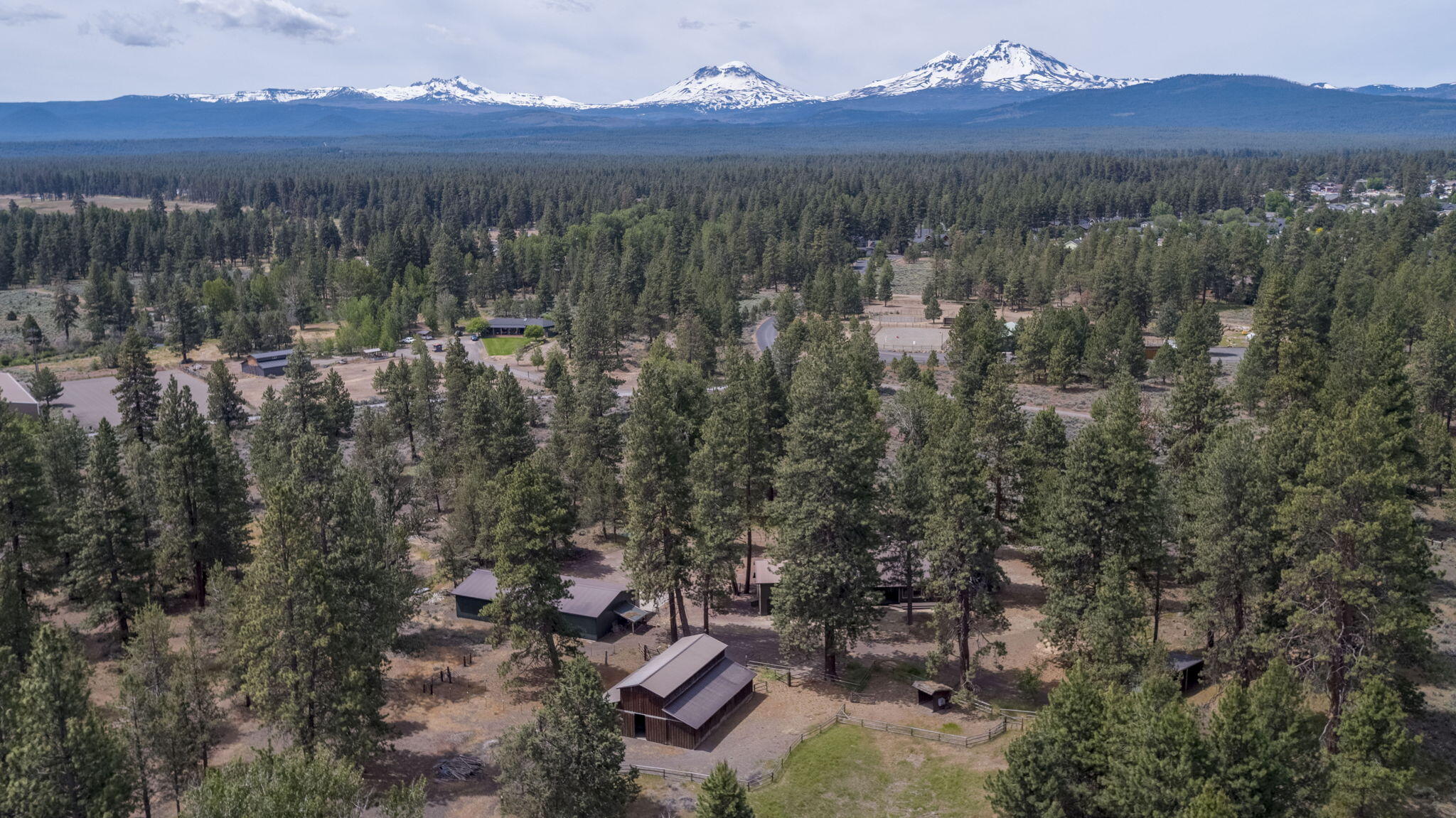 16080 Perit Huntington Road Sisters, OR 97759 - Photo 6 of 31 6-web-or-mls-DJI_0376