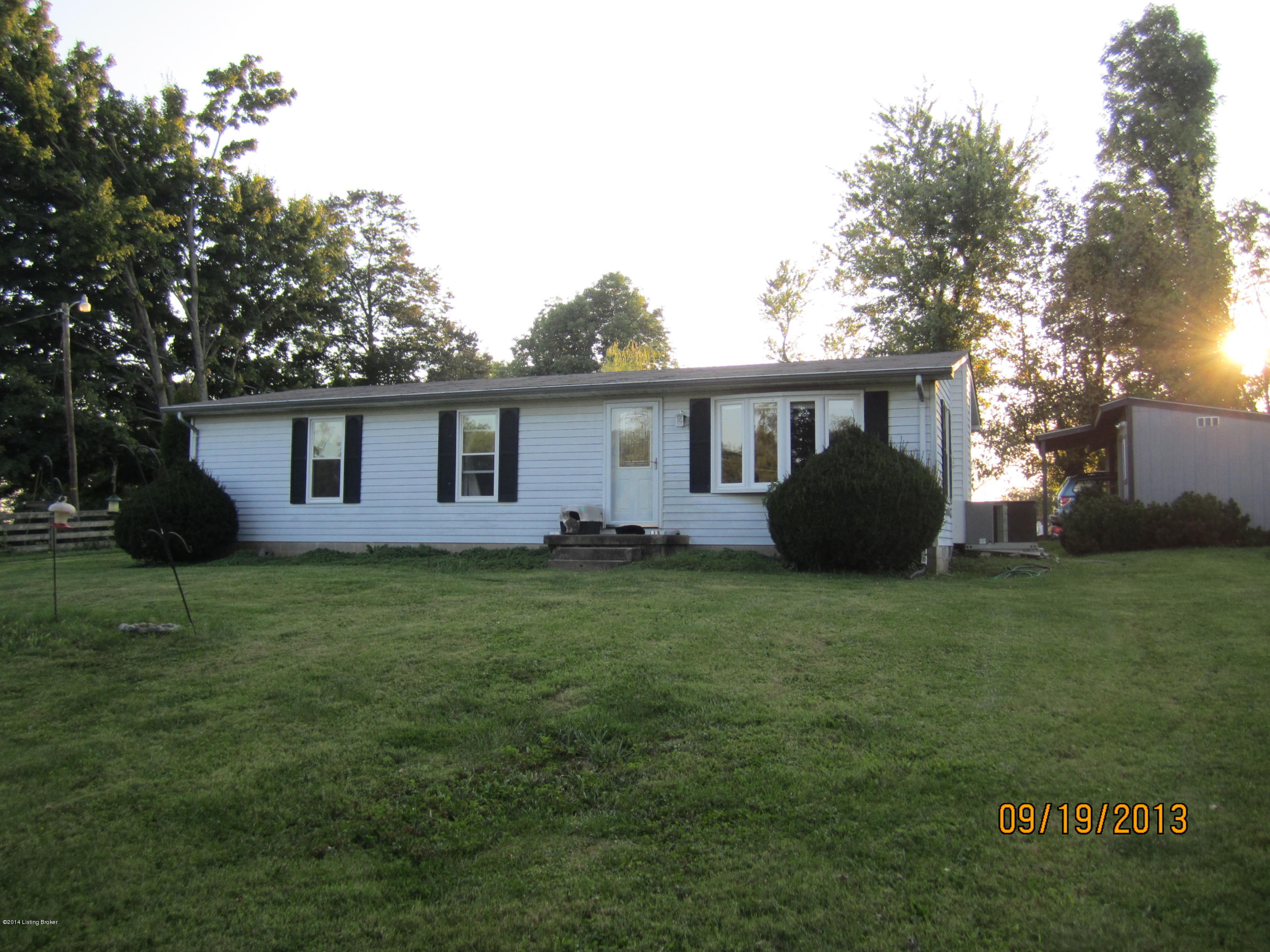 111 McCoun Road Smithfield, KY 40068 - Photo 3 of 33 IMG_4312