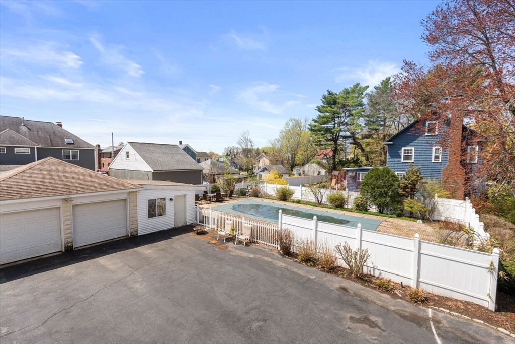 255 Adams Avenue Newton, MA 02465 - Photo 6 of 31 Gallery Image 6