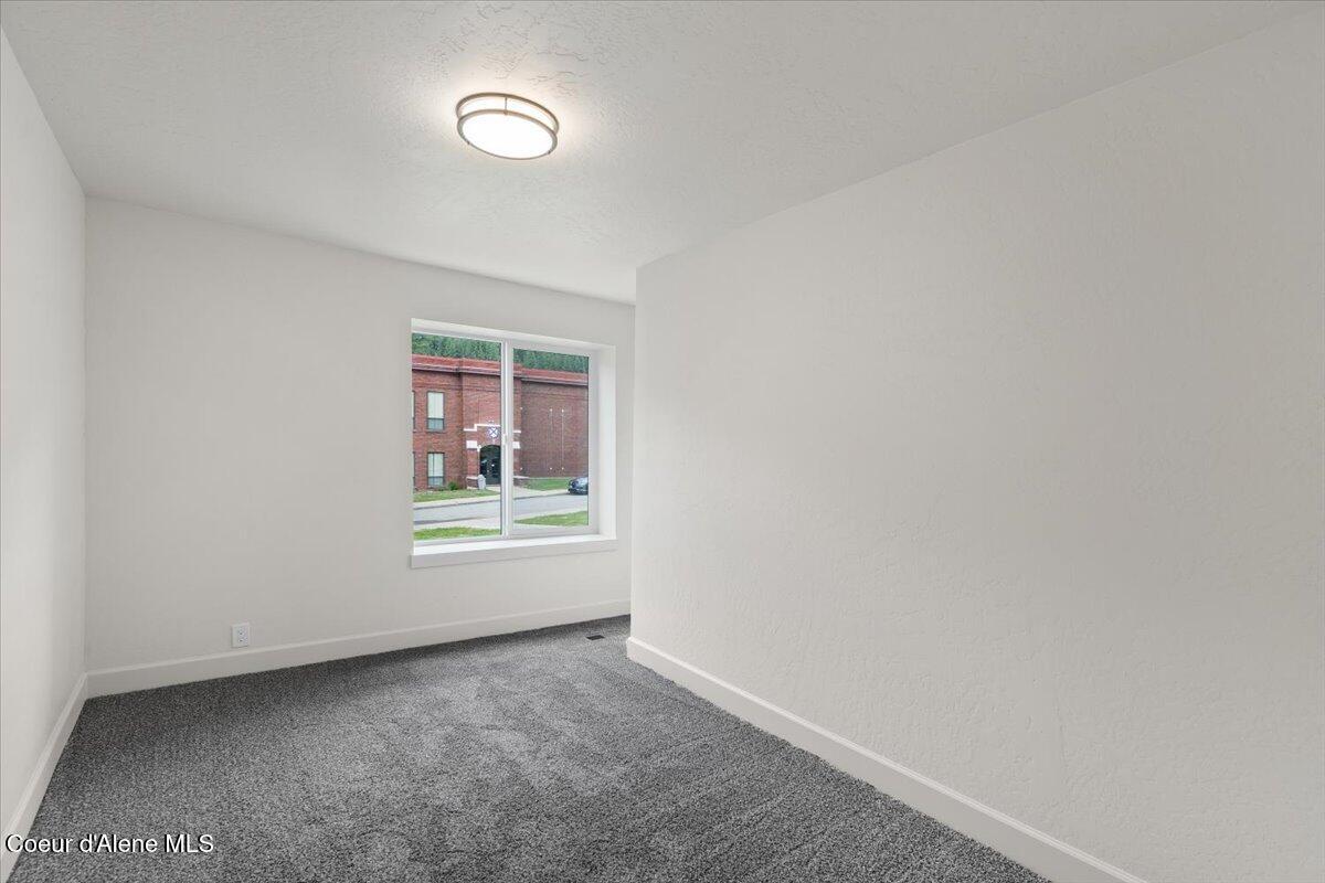 326 Park Street Mullan, ID 83846 - Photo 20 of 56 27-Bedroom 2