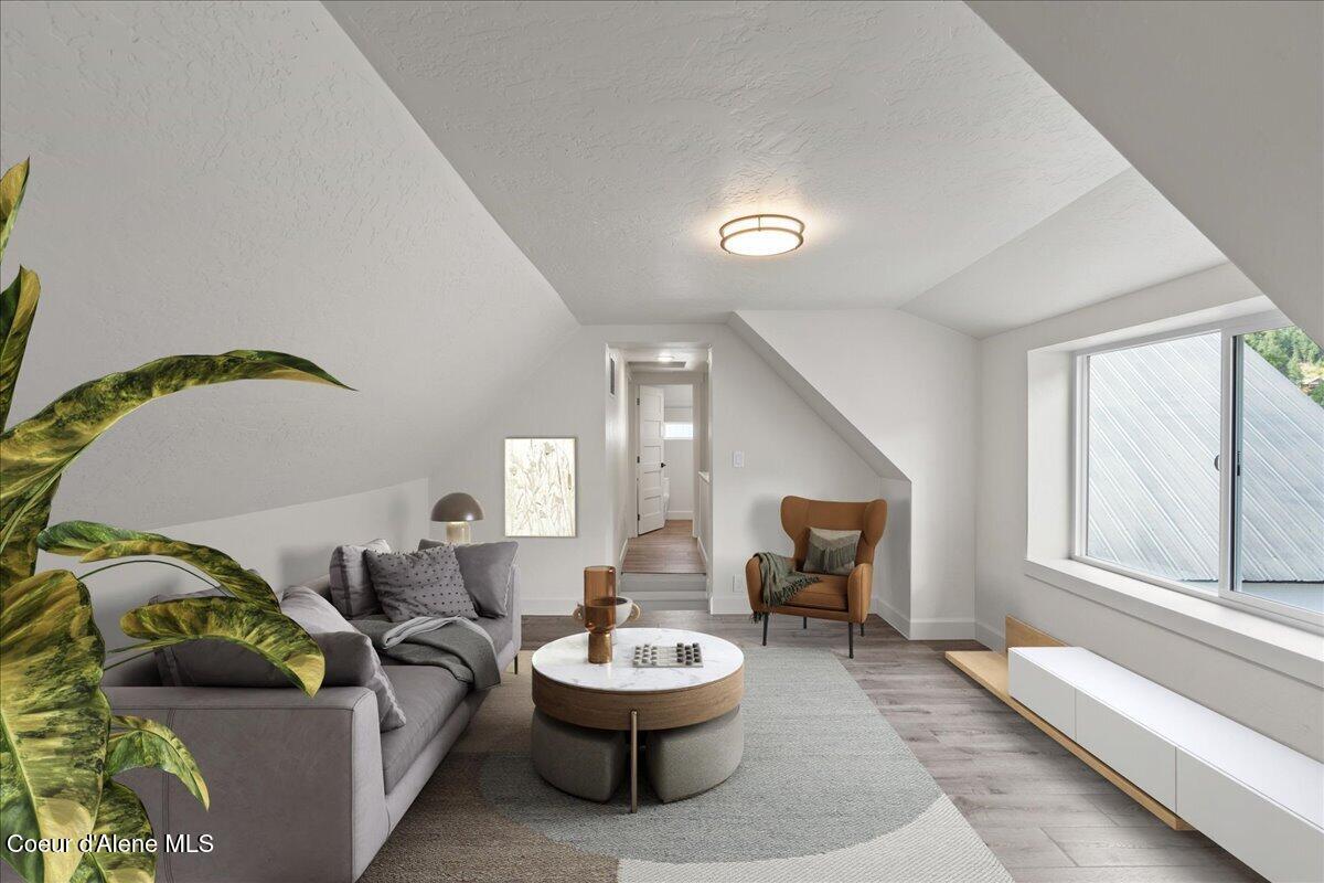 326 Park Street Mullan, ID 83846 - Photo 25 of 56 1-Family Room VS