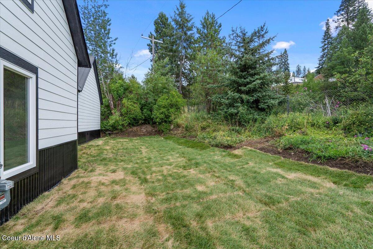 326 Park Street Mullan, ID 83846 - Photo 41 of 56 45-Back yard