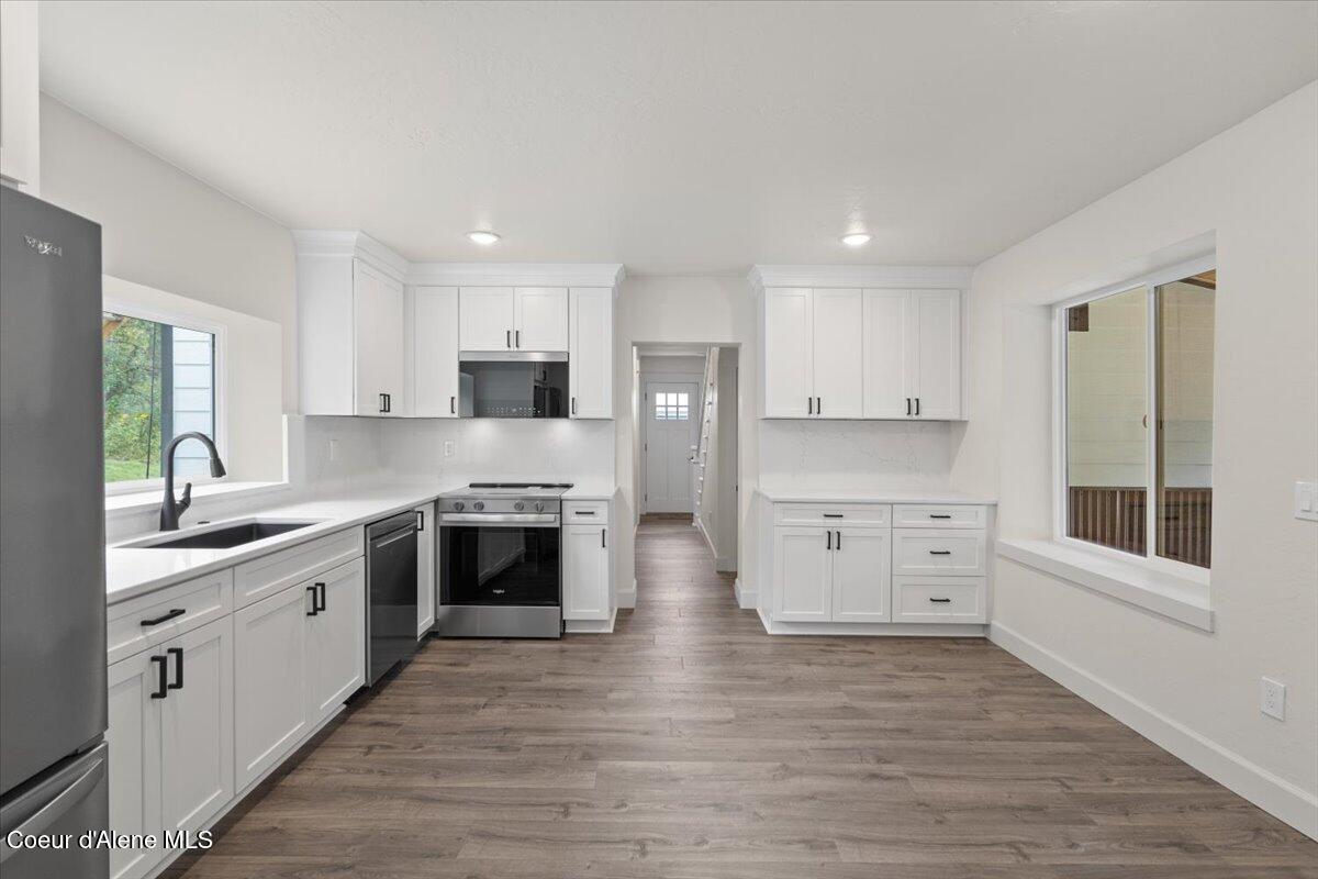 326 Park Street Mullan, ID 83846 - Photo 10 of 56 17-Kitchen and Dining