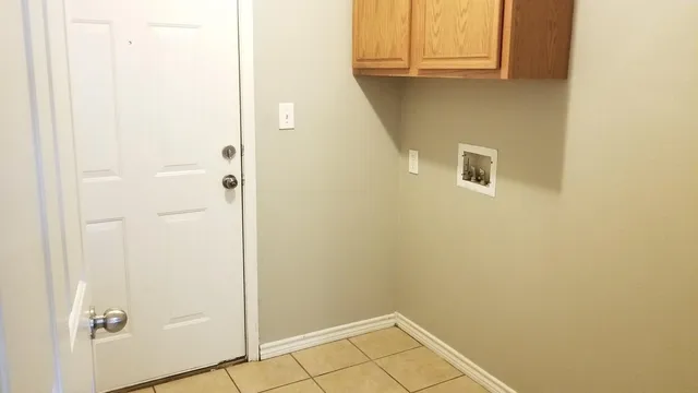 a view of a storage & utility room