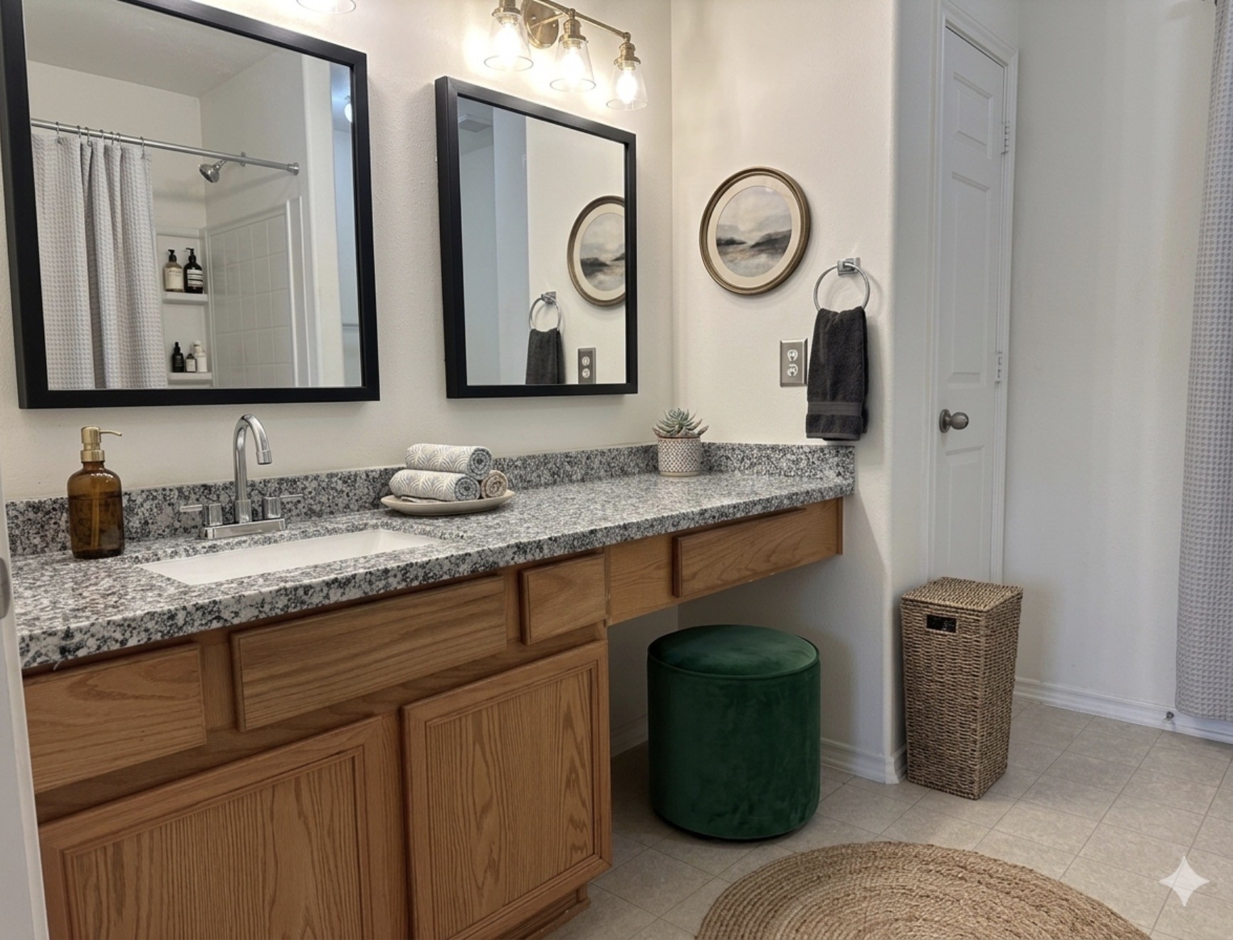 10 Druids Glen Place The Woodlands, TX 77382 - Photo 11 of 19 Has been virtually staged