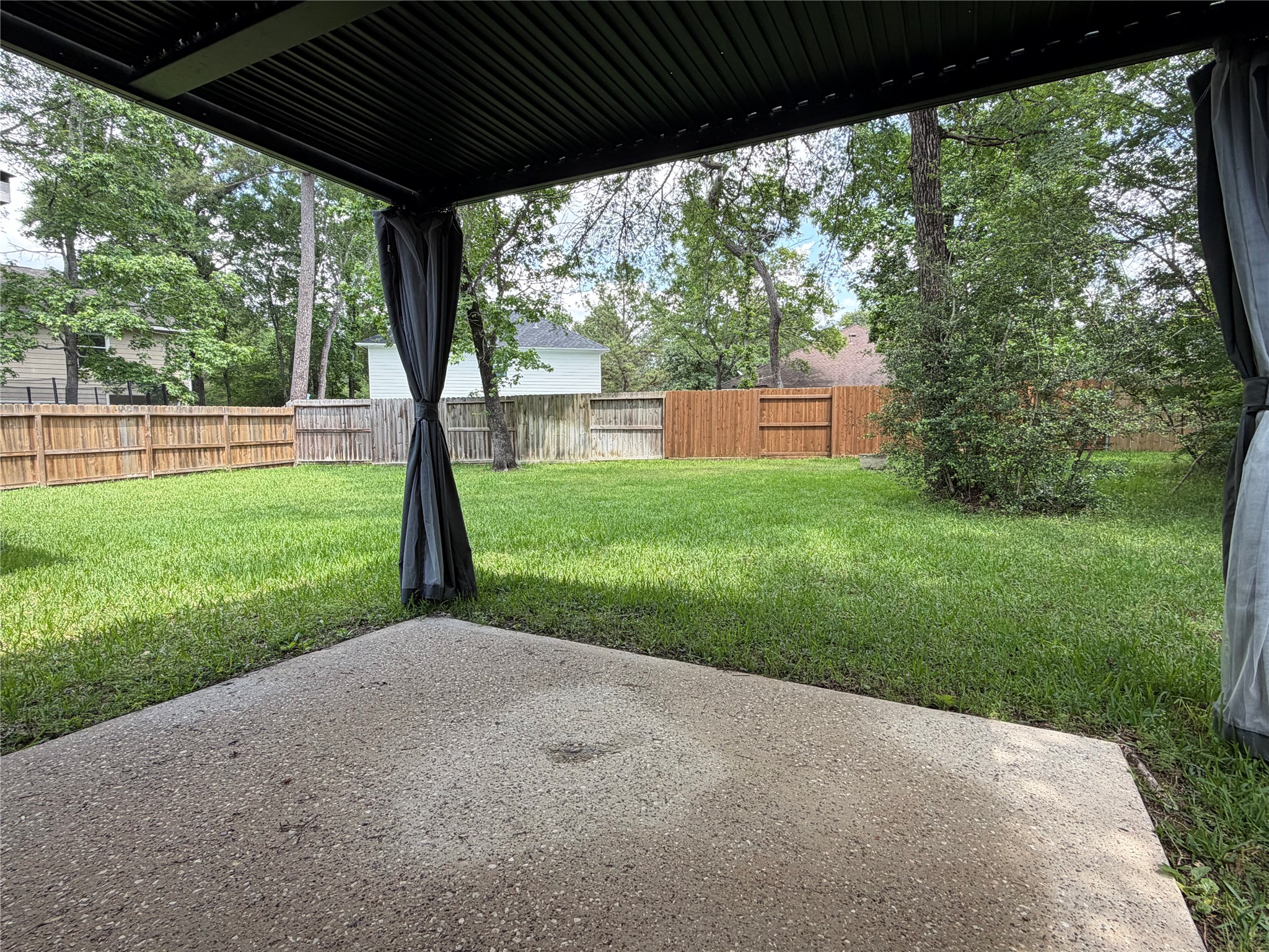 10 Druids Glen Place The Woodlands, TX 77382 - Photo 16 of 19