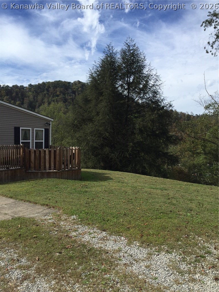 746 Old County Road Racine, WV 25165 - Photo 6 of 28 Gallery Image 6