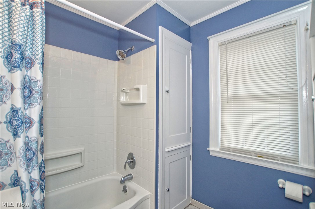 5720 Wellington Road Cleveland, OH 44124 - Photo 18 of 32