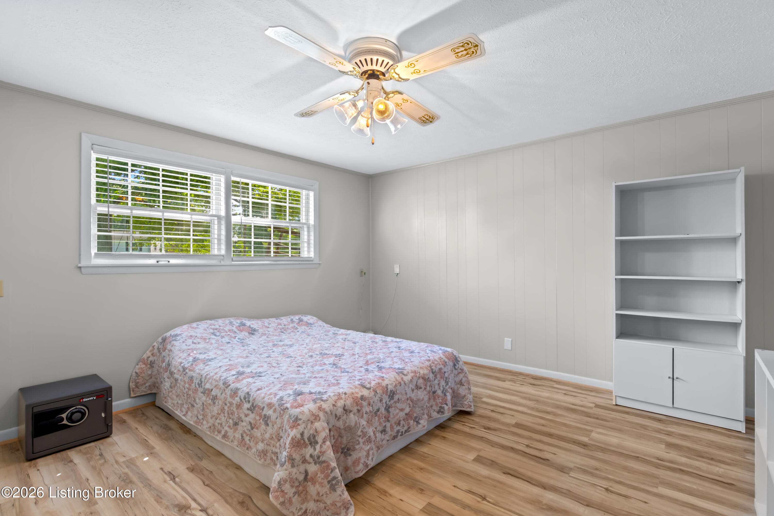 6516 Hollow Tree Road Louisville, KY 40228 - Photo 53 of 70 Bedroom 4