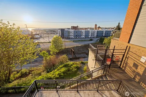 $575,000 | 1015 Railroad Avenue, Unit 201, Bellingham, WA 98225