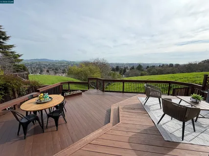 $1,625,000 | 1405 Fountain Springs Circle, Danville, CA 94526