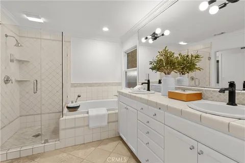$3,495,000 | 1412 Vivian Lane, Newport Beach, CA 92660