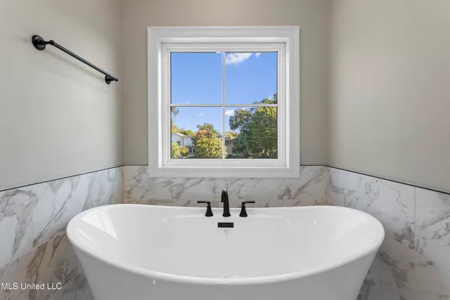 $519,000 | 143 Miramar Avenue, Biloxi, MS 39530