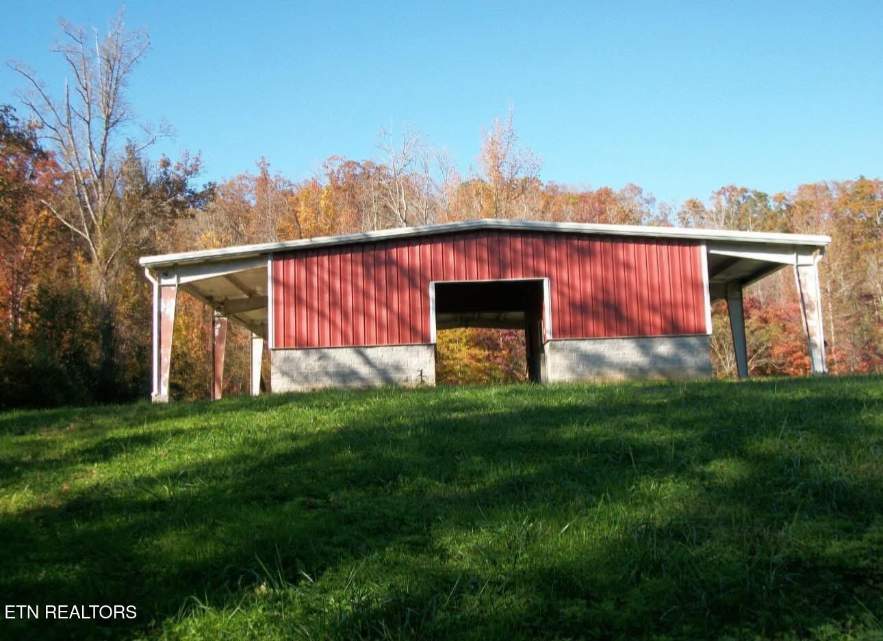 110 Peninsula Road Harriman, TN 37748 - Photo 5 of 5 Gallery Image 5