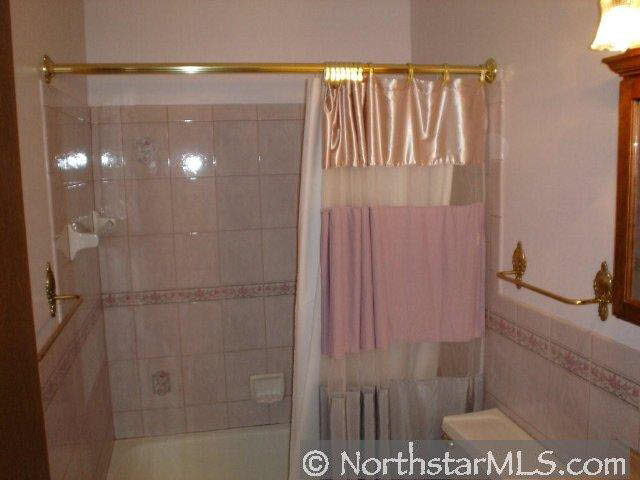 2805 24th Street Northwest Rochester, MN 55901 - Photo 9 of 10