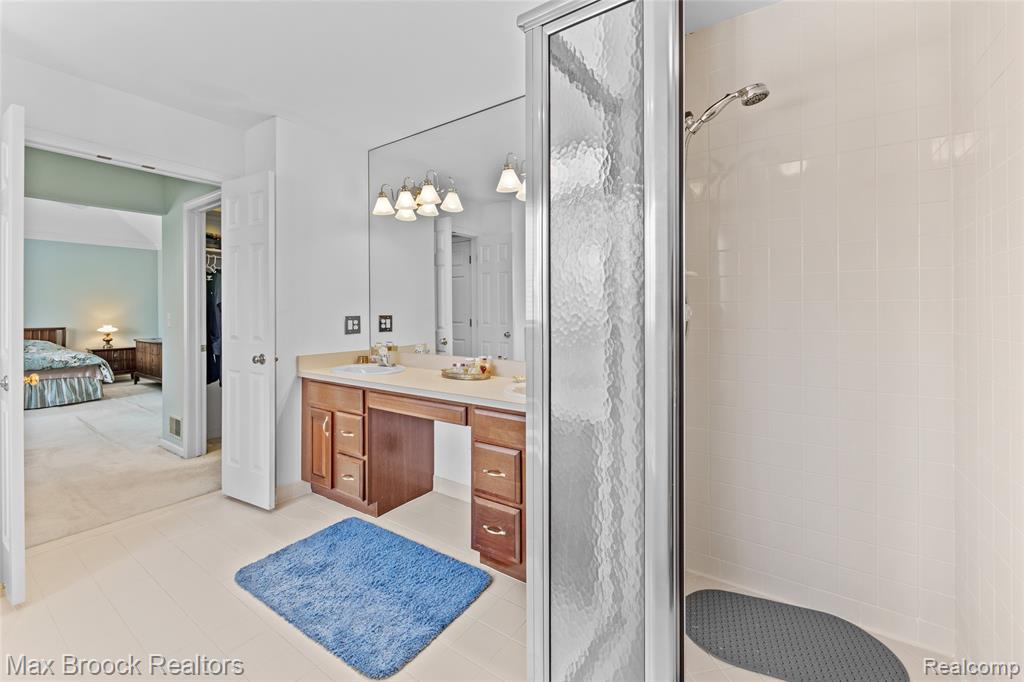41450 Mission Lane Novi, MI 48167 - Photo 24 of 44