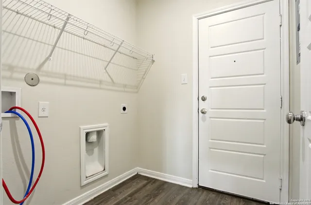 $1,700 | 715 Wild Olive Way, San Antonio, TX 78220