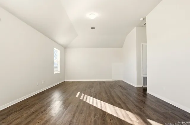 $1,700 | 715 Wild Olive Way, San Antonio, TX 78220