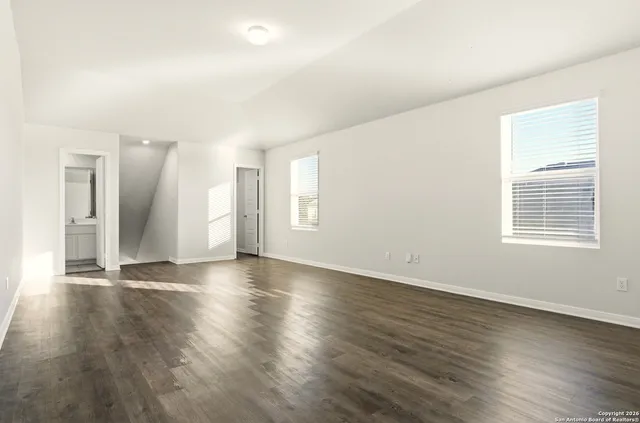 $1,700 | 715 Wild Olive Way, San Antonio, TX 78220