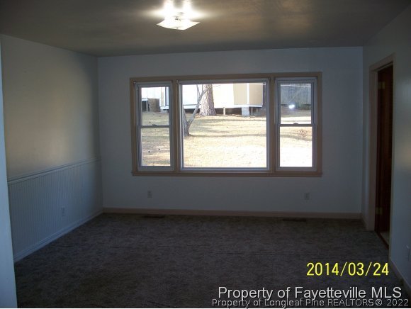 3636 Drayton Road Fayetteville, NC 28303 - Photo 10 of 25 an empty room with a window