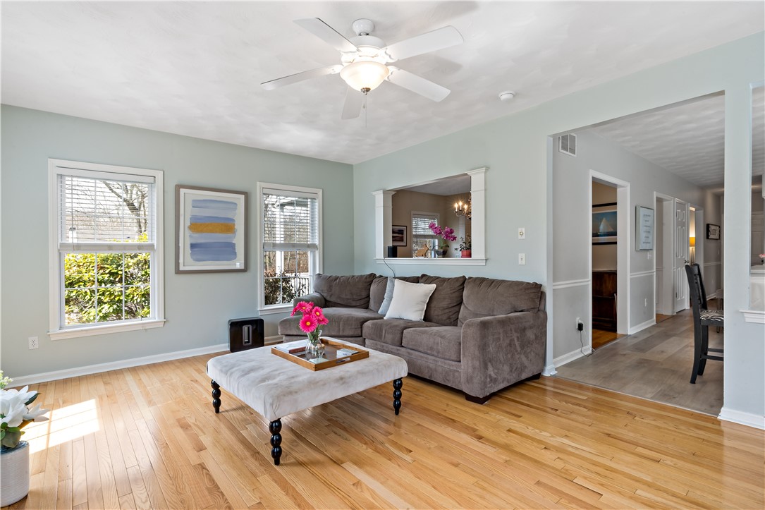 21 River View Road Narragansett, RI 02882 - Photo 17 of 38