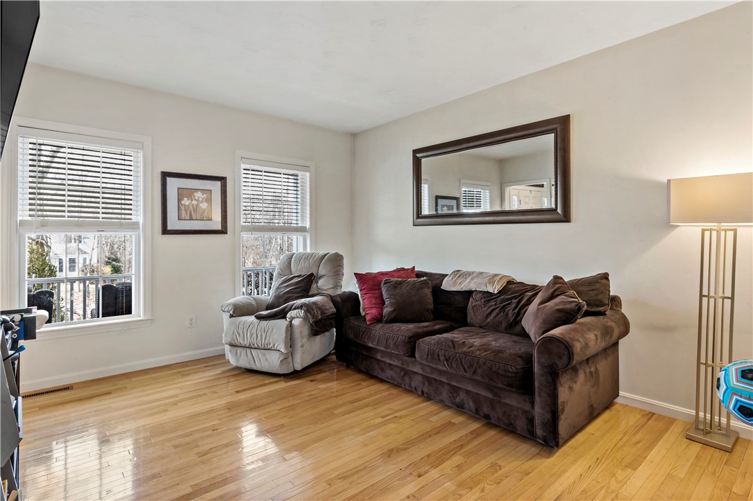 21 River View Road Narragansett, RI 02882 - Photo 20 of 38