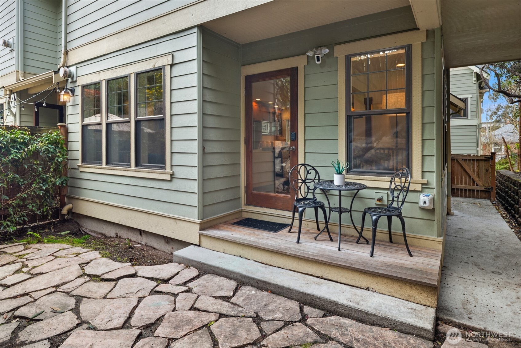 1406 North 38th Street Seattle, WA 98103 - Photo 29 of 37