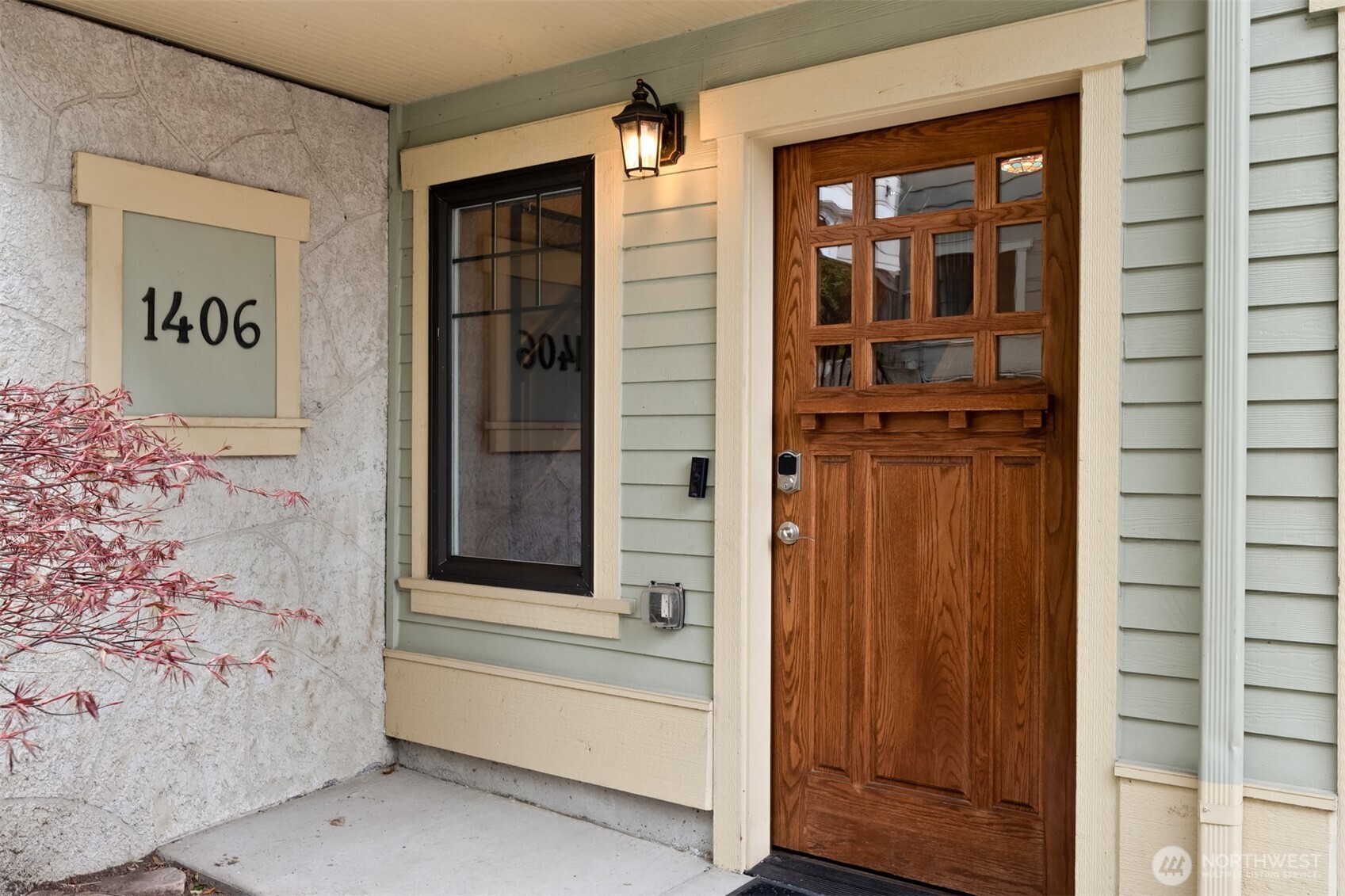 1406 North 38th Street Seattle, WA 98103 - Photo 3 of 37